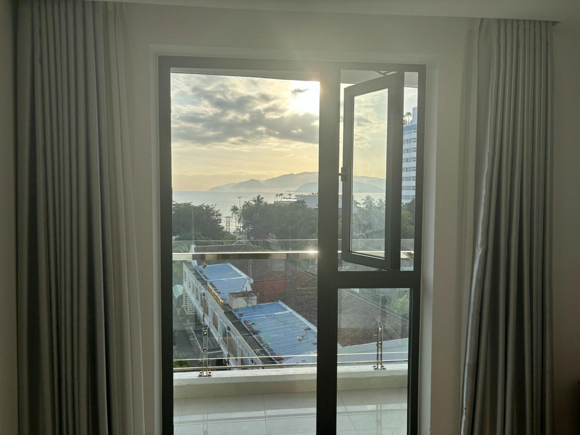 Ha Trang Voronezh Hotel And Apartment Нячанг Экстерьер фото