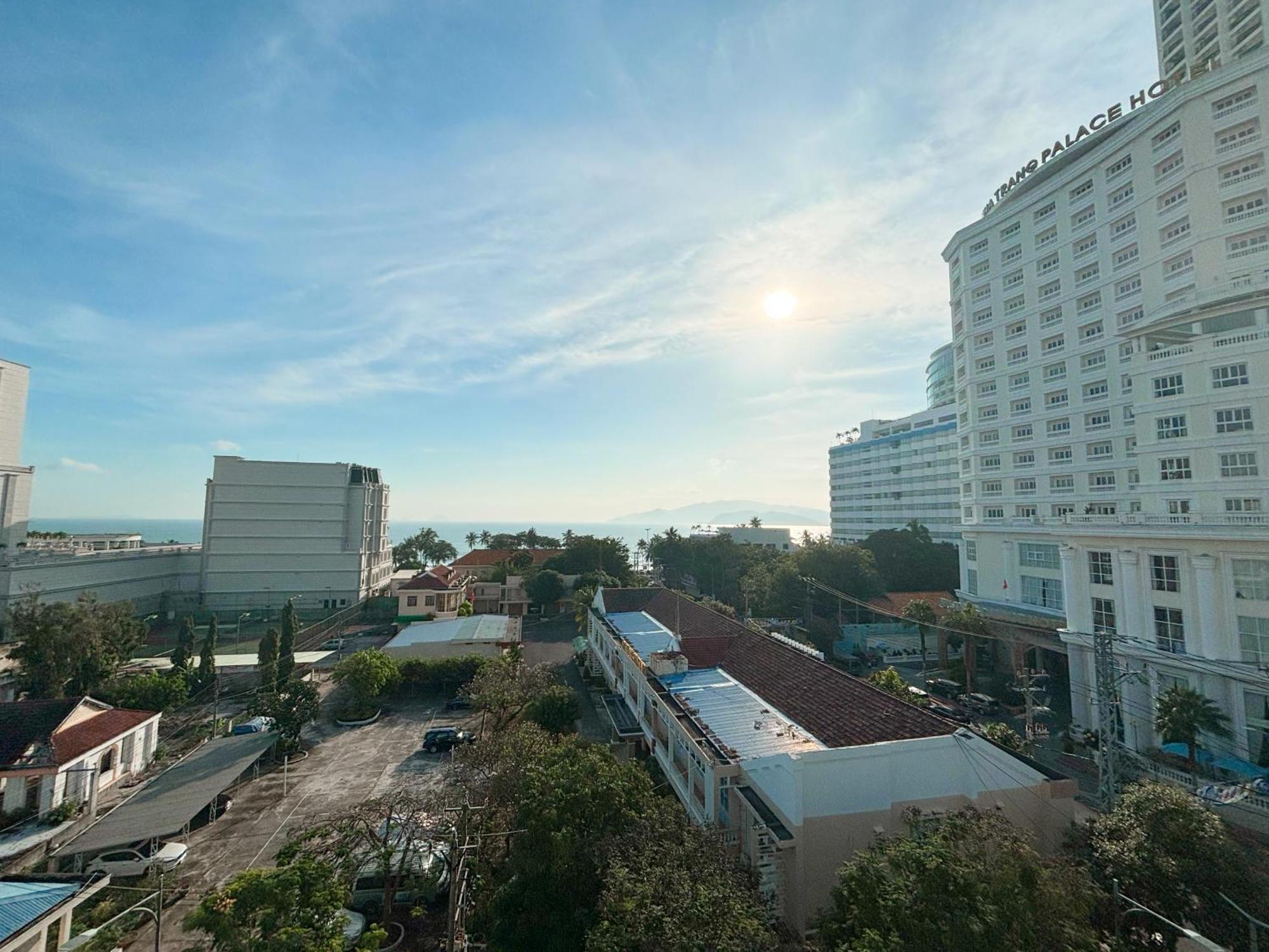 Ha Trang Voronezh Hotel And Apartment Нячанг Экстерьер фото
